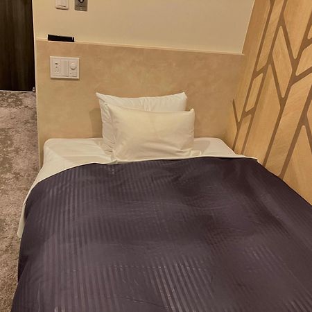 Hotel Livemax Mihara Ekimae Bagian luar foto