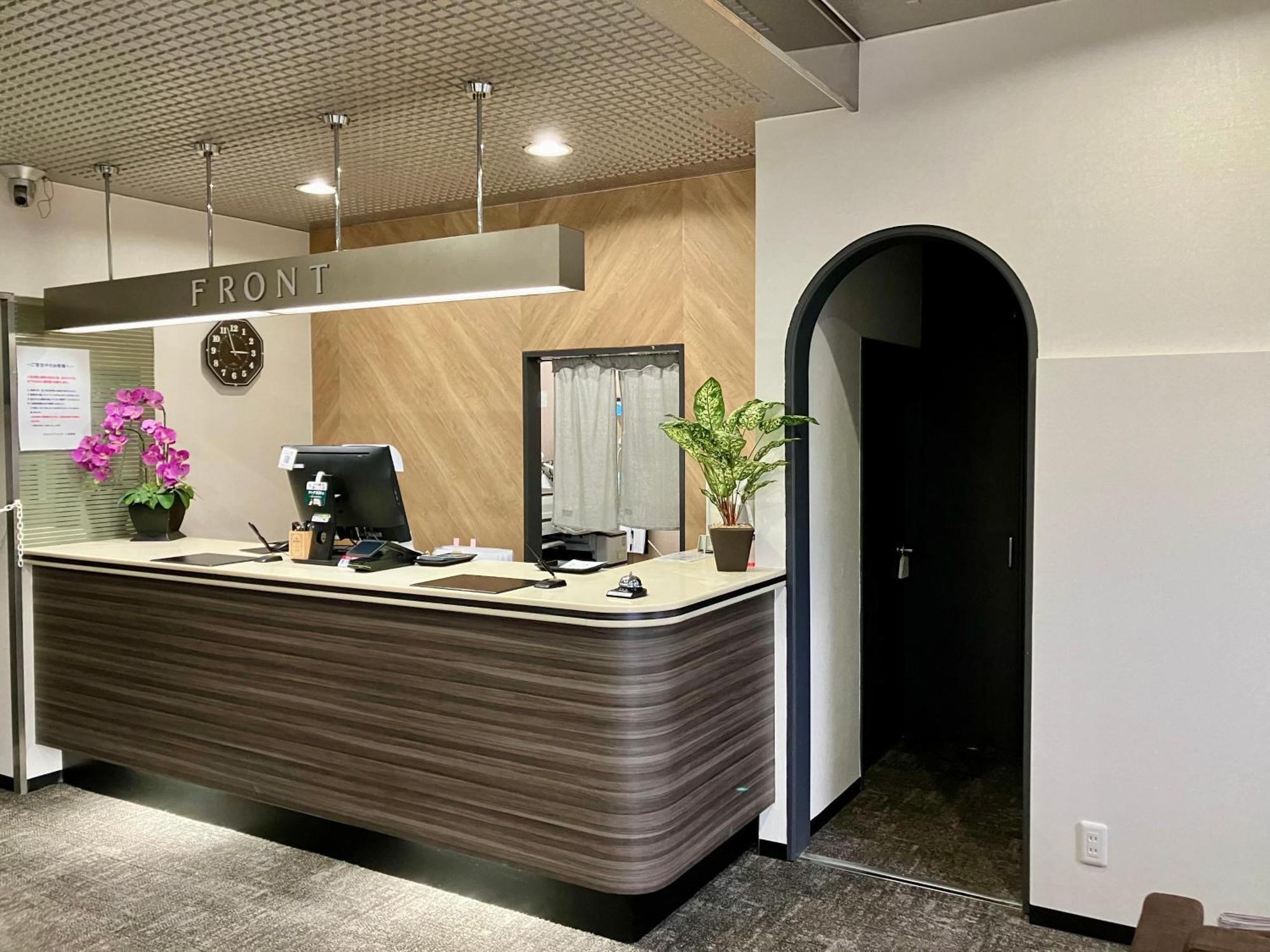Hotel Livemax Mihara Ekimae Bagian luar foto